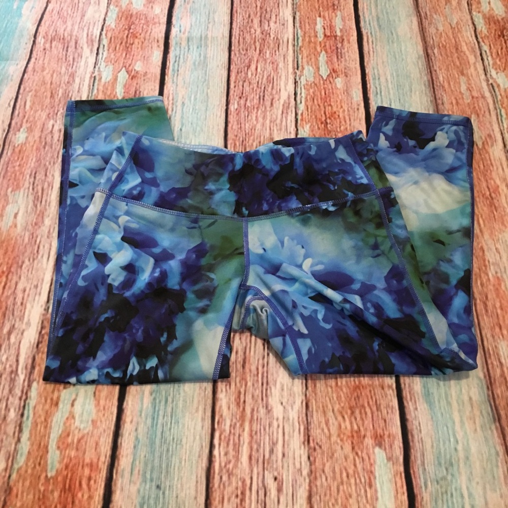 Watercolor Floral Print Capri Leggings Athleta XS